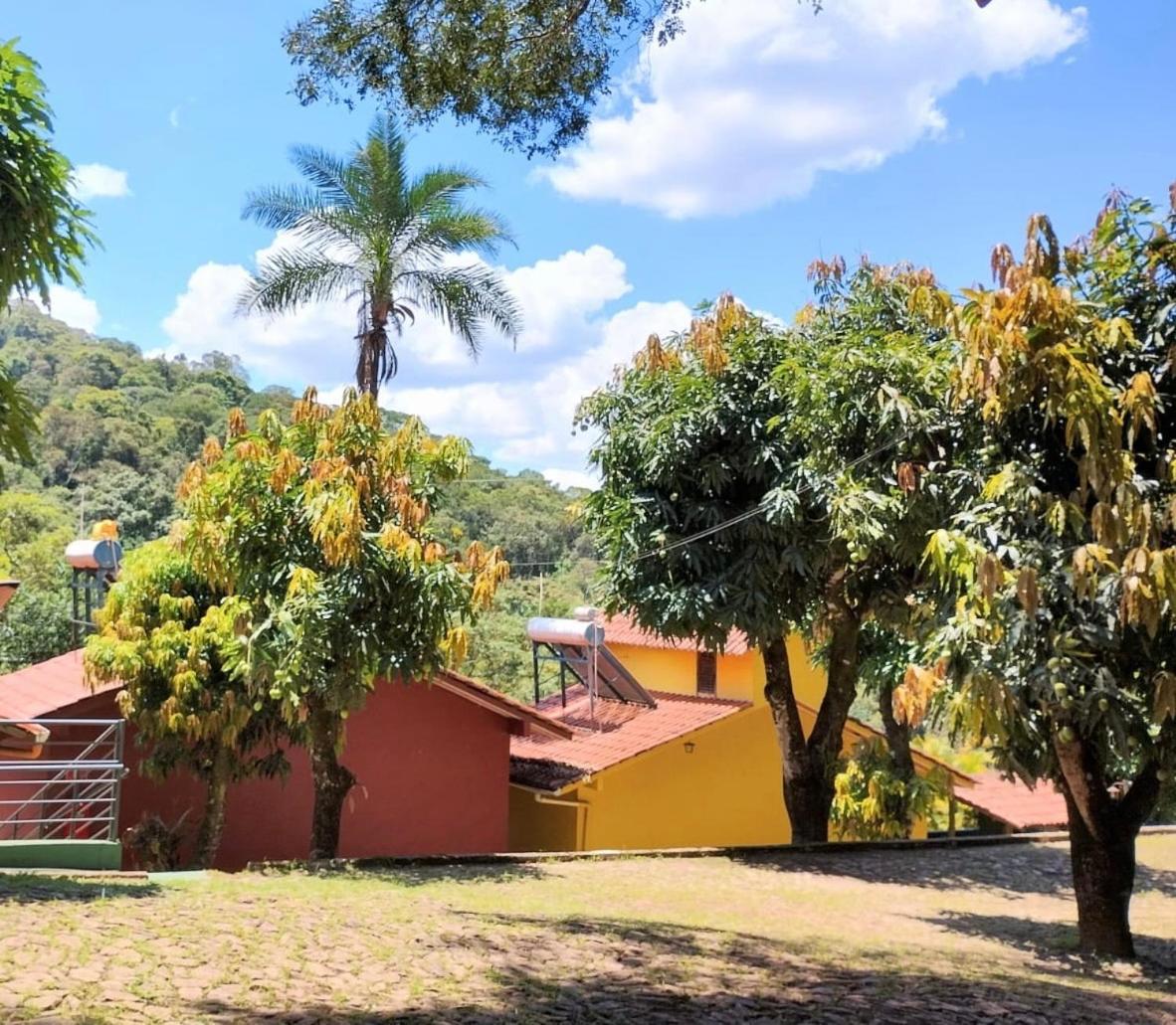Pousada Recanto Do Chale Ltda Macacos  Exterior foto